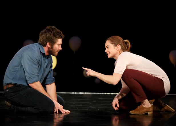 Gyllenhaal and Wilson in 'Constellations' (Photo: Joan Marcus)