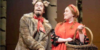 Gavin Creel and Julia Lester in "Into the Woods" (Photo: Joan Marcus)