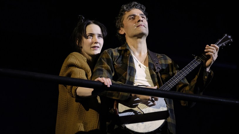 Rachel-Brosnahan-Oscar-Isaac-Sign-Sidney-Brusteins-Window