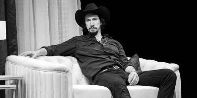 adam-driver-hold-on-to-me-darling