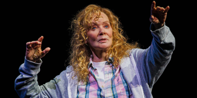 jean-smart-call-me-izzy