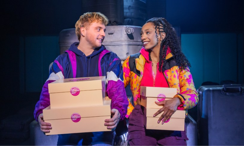 two-strangers-carry-a-cake