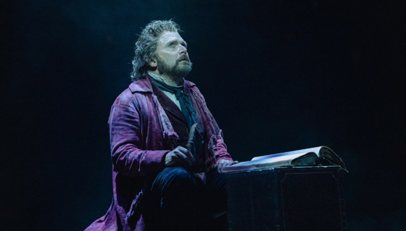 christmas-carol-cerveris